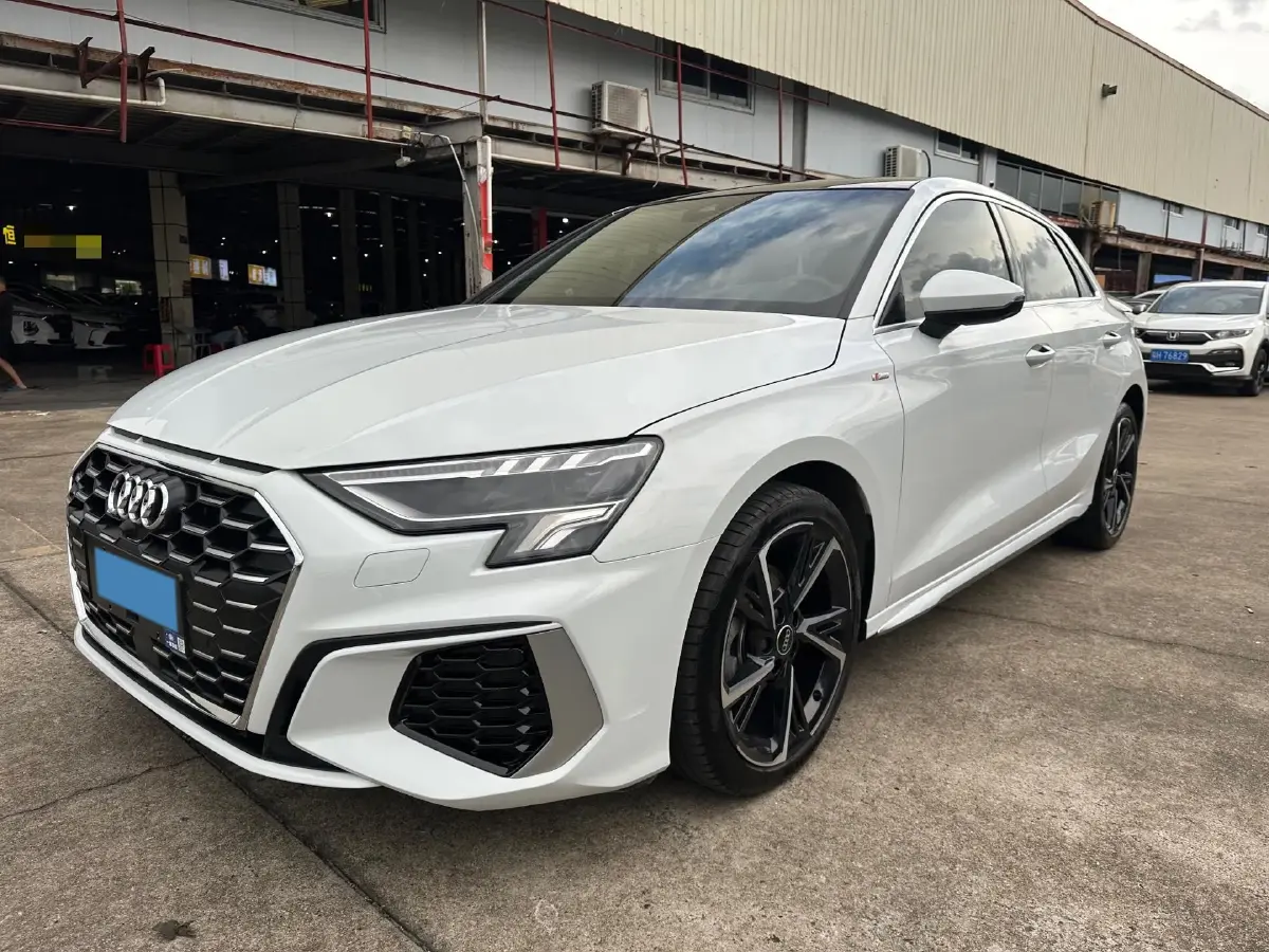 2022 Audi A3 1.4T 150HP L4 7DCT