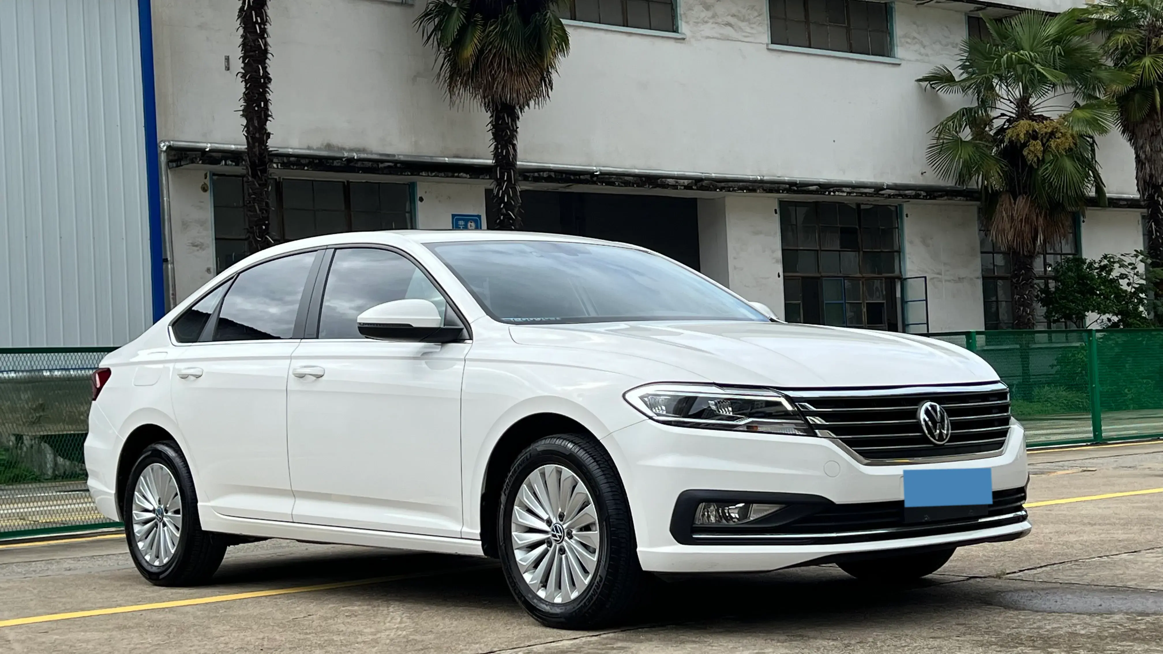 2021 VOLKSWAGEN LAVIDA thumbnail 2