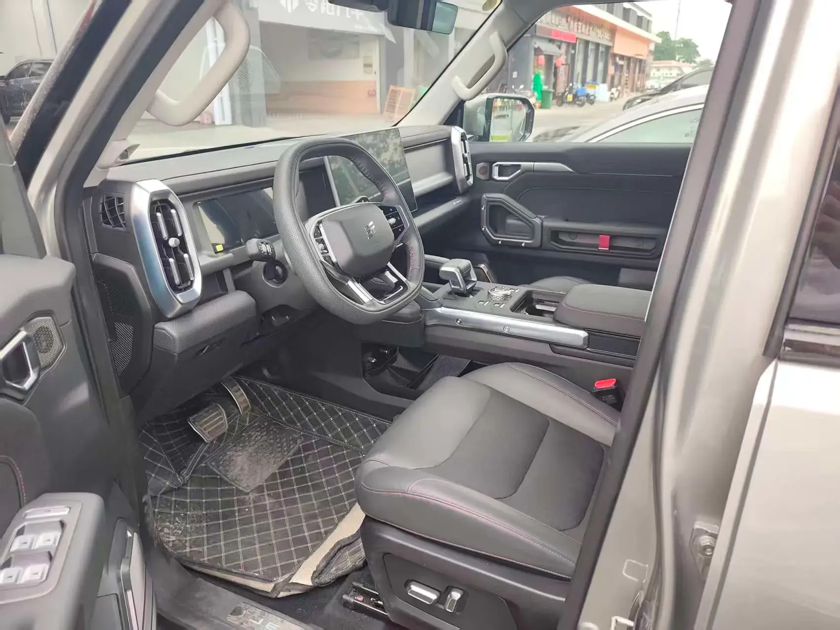 2023 JETOUR TRAVELLER thumbnail 2