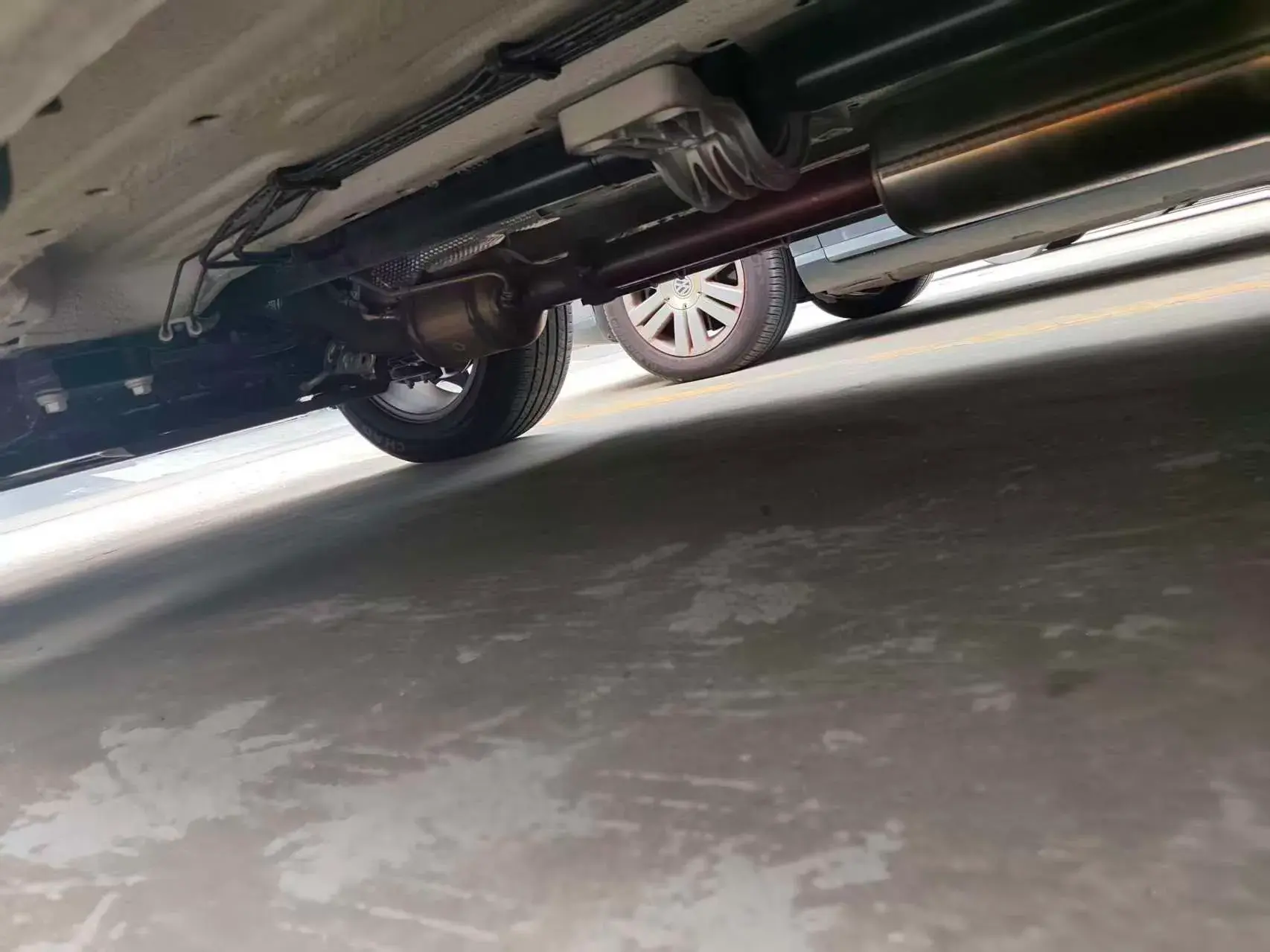 2023 JETOUR TRAVELLER thumbnail 4