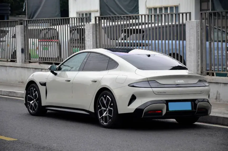 2024 MI SU7 thumbnail 4