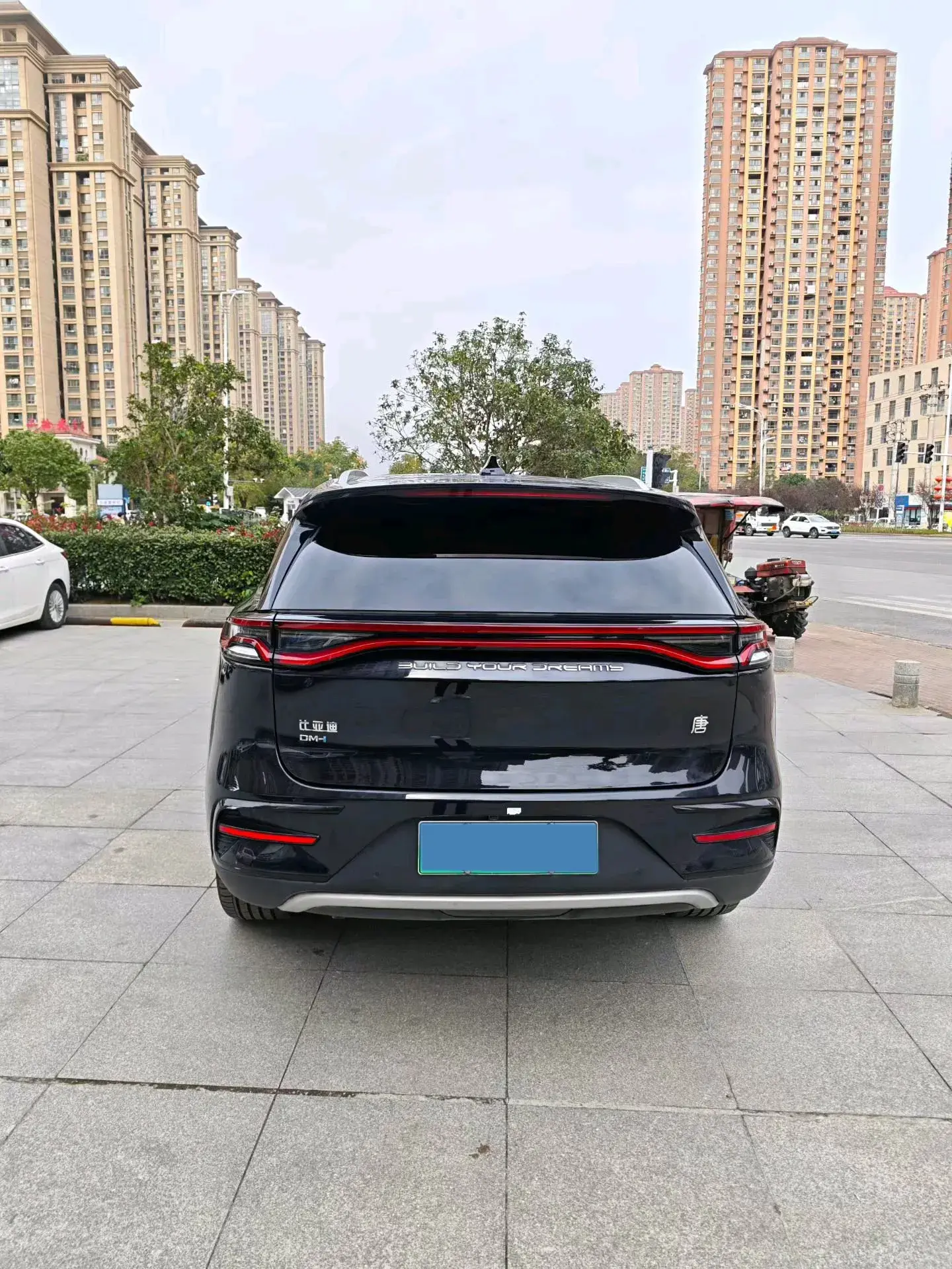 2021 BYD TANG thumbnail 3