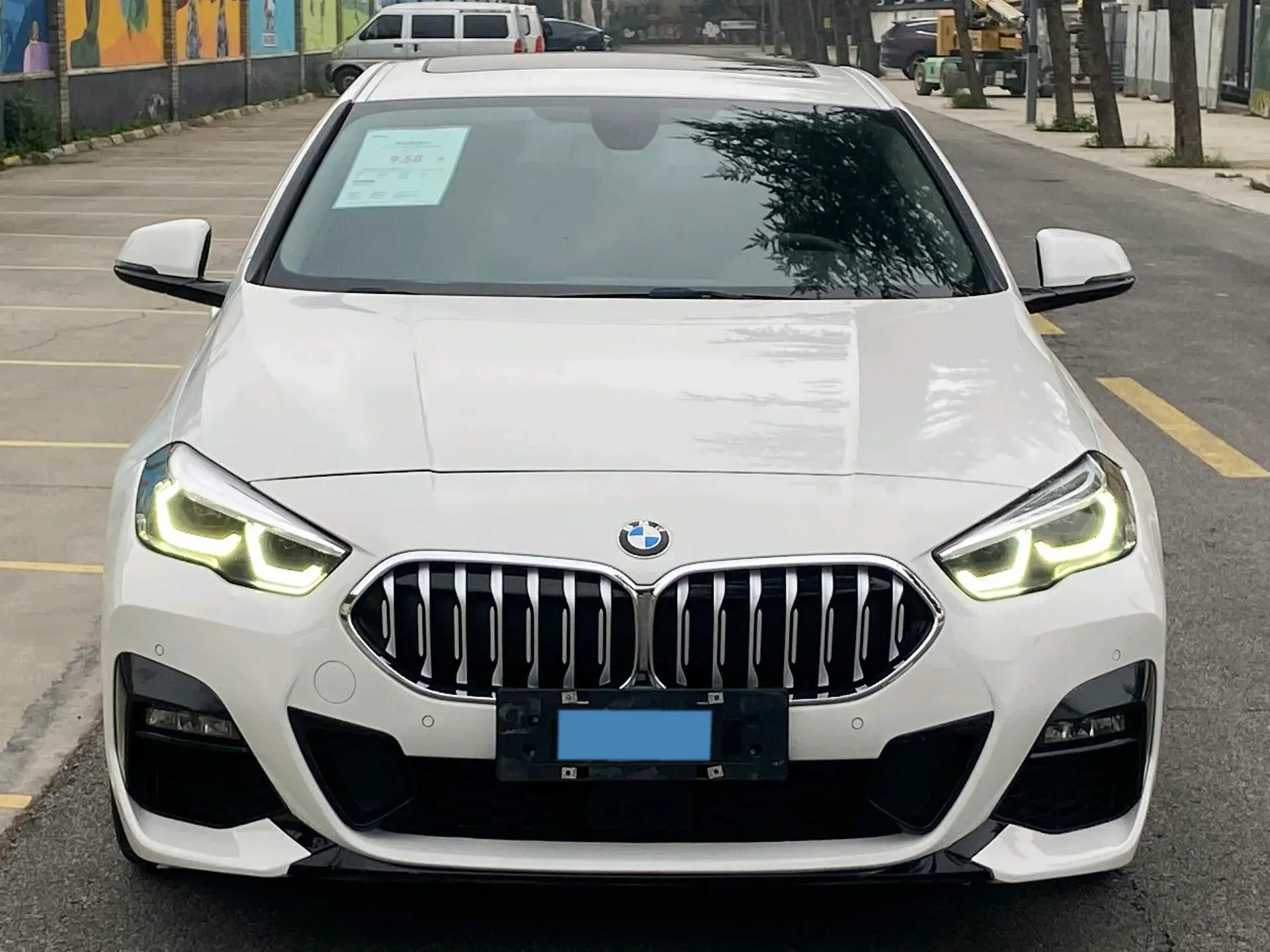 2021 BMW 2 thumbnail 2