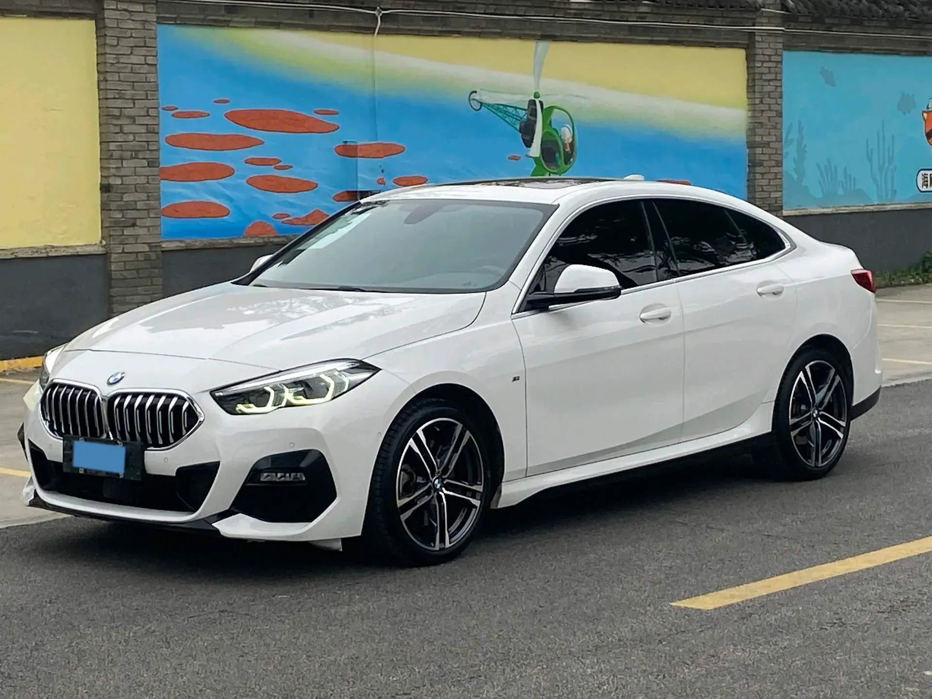 2021 BMW 2 view 1