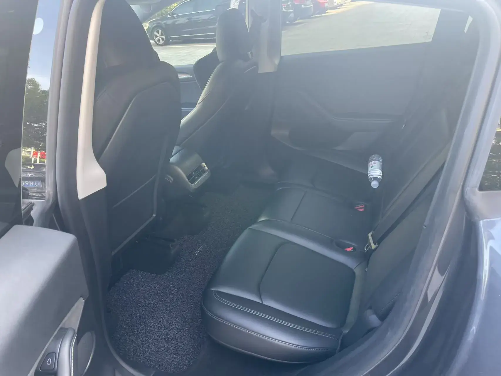 2022 TESLA MODEL thumbnail 4