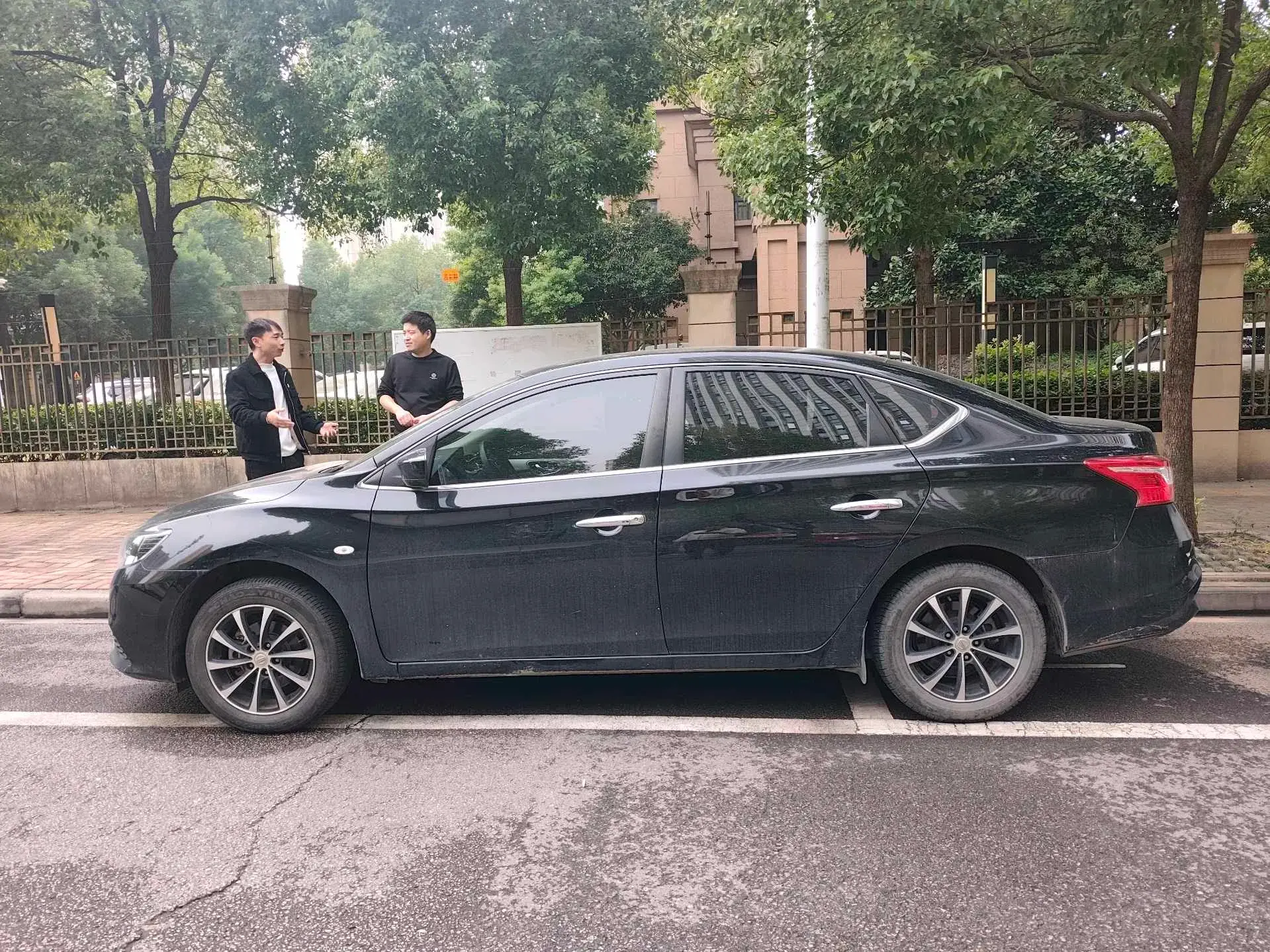 2021 NISSAN SYLPHY thumbnail 2