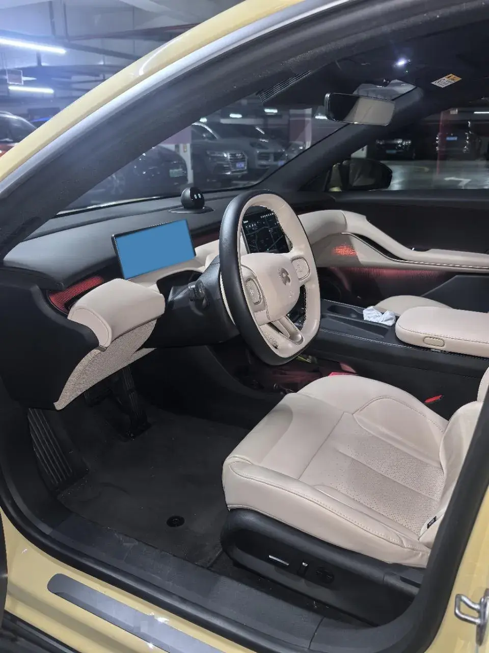 2022 NIO ET5 thumbnail 4