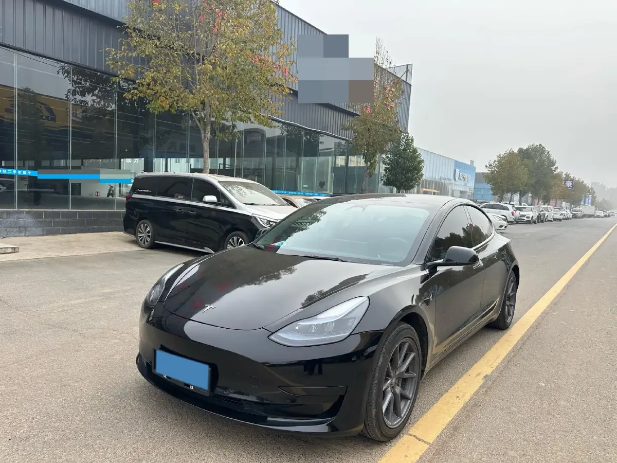 2022 Tesla Model 3 BEV 60KWH