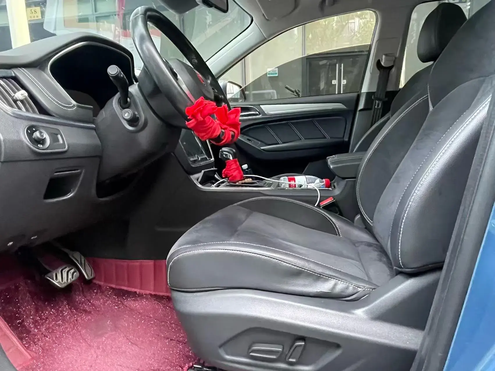 2017 ROEWE RX5 thumbnail 4