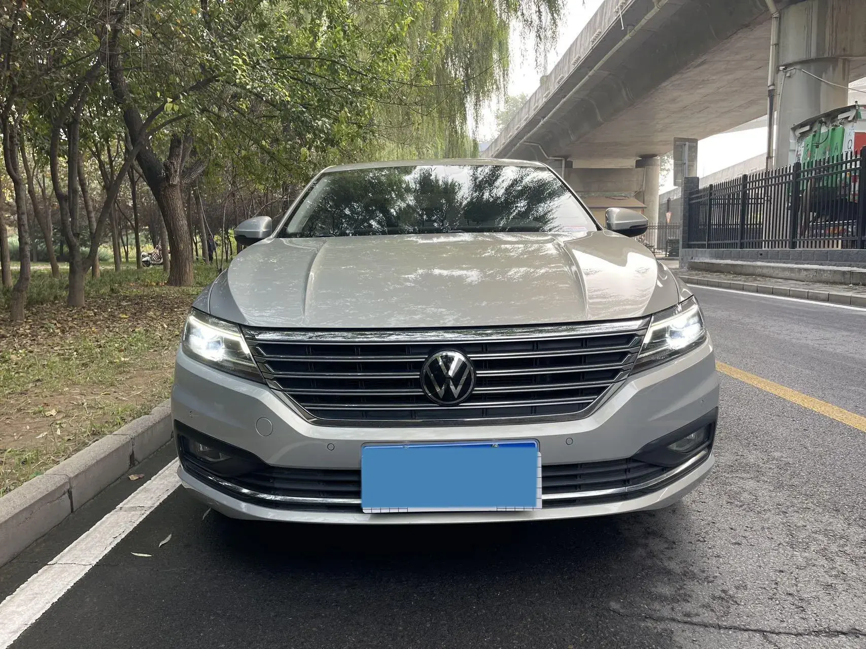 2021 VOLKSWAGEN LAVIDA thumbnail 2