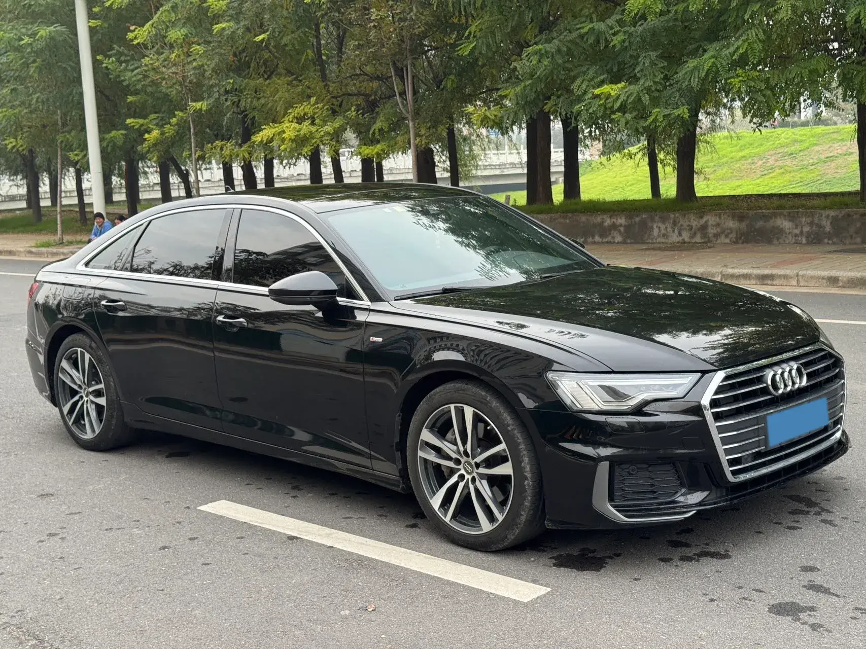 2020 AUDI A6L thumbnail 3