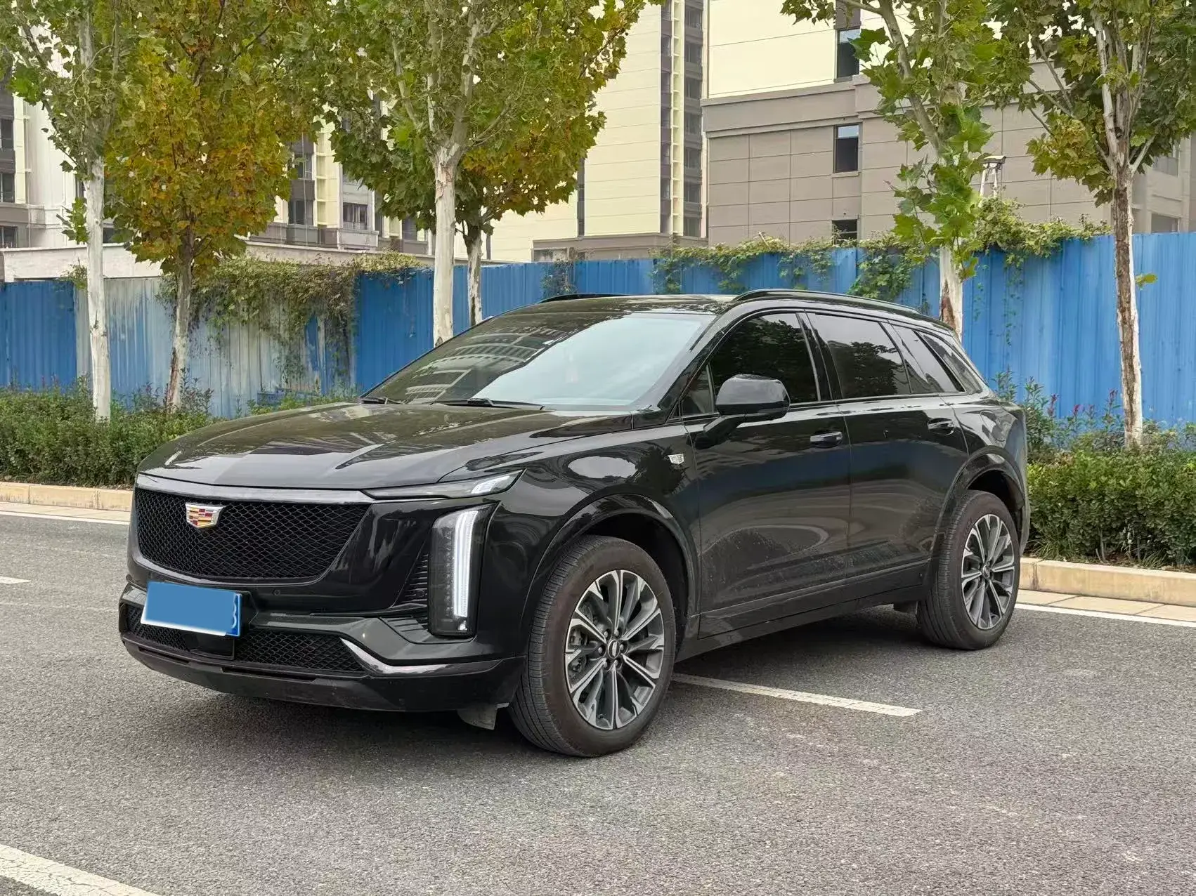 2025 CADILLAC XT5 view 1