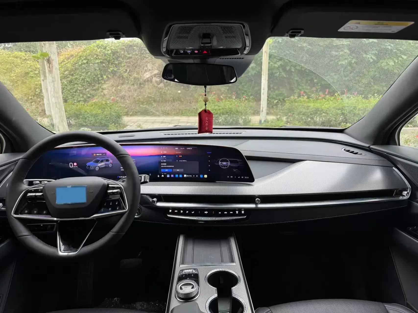 2025 CADILLAC XT5 thumbnail 3