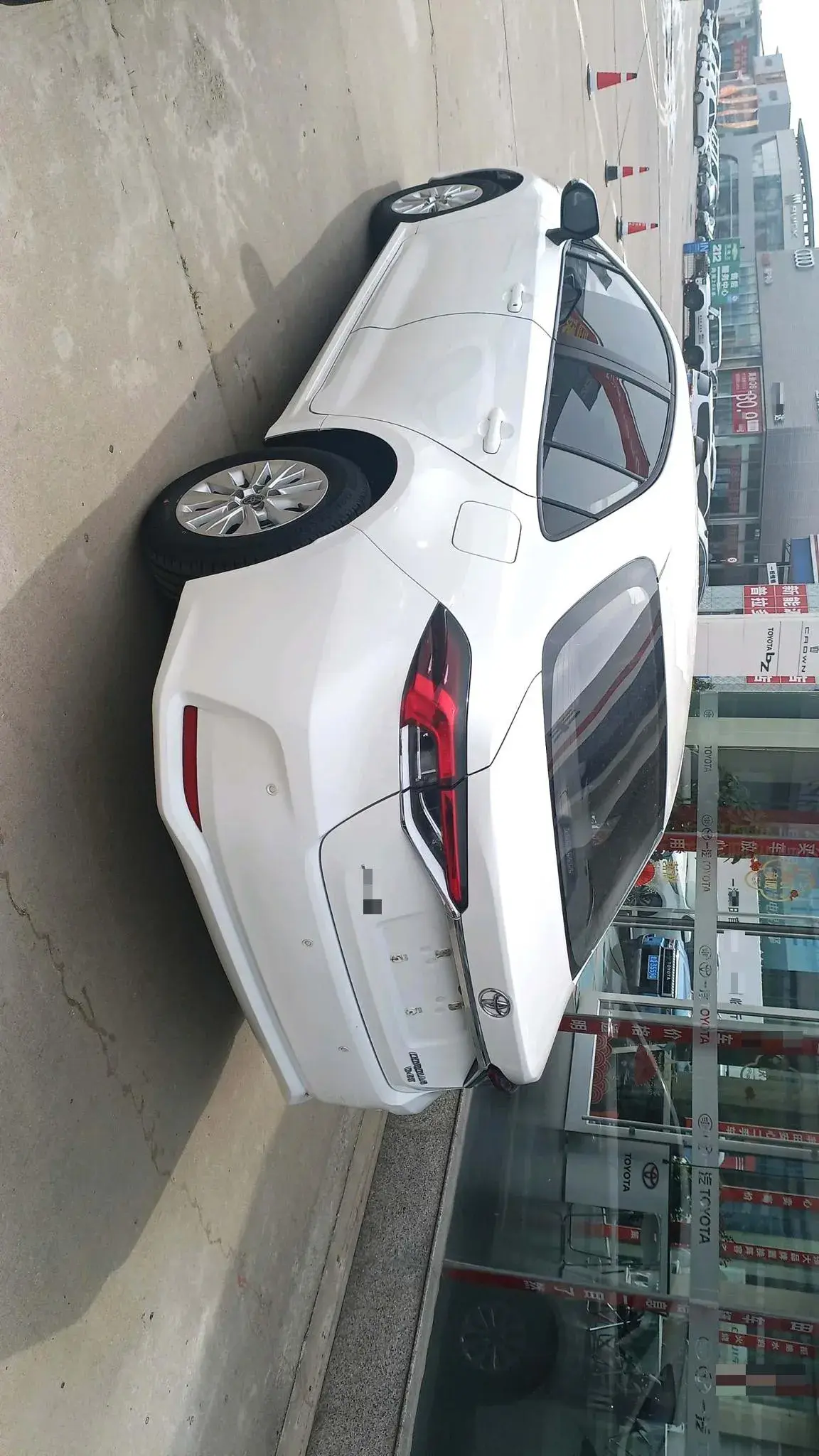 2023 TOYOTA COROLLA thumbnail 4