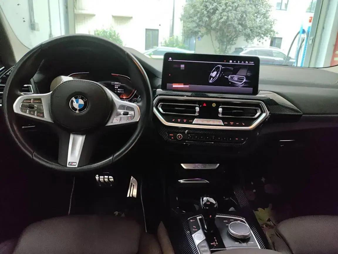 2022 BMW X3 thumbnail 4