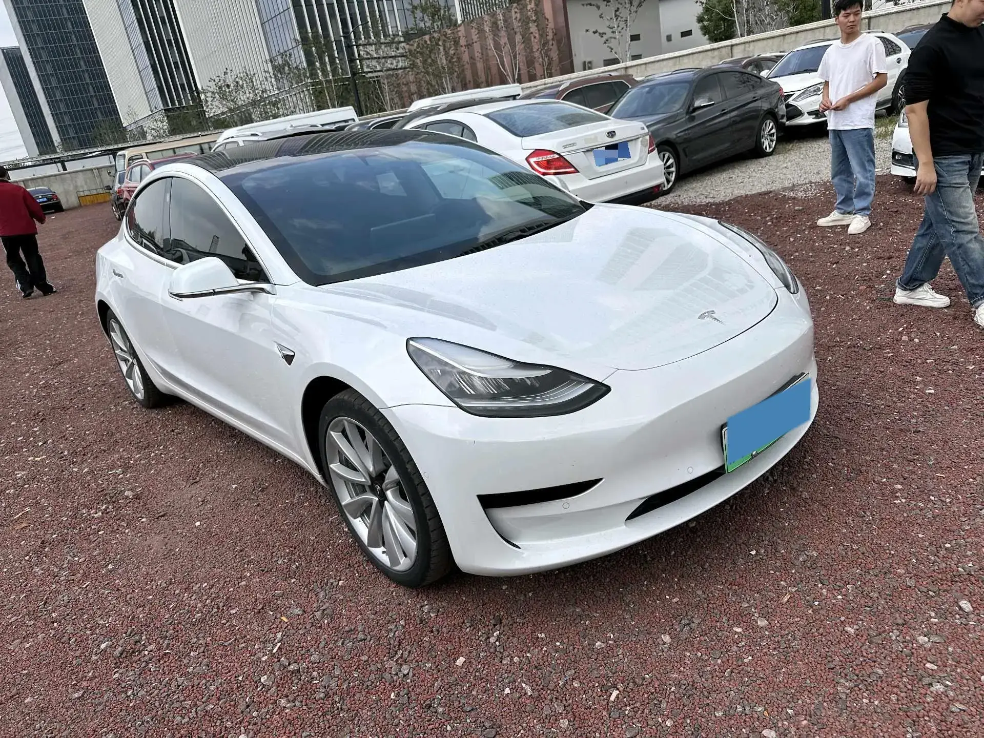 2020 TESLA MODEL thumbnail 2