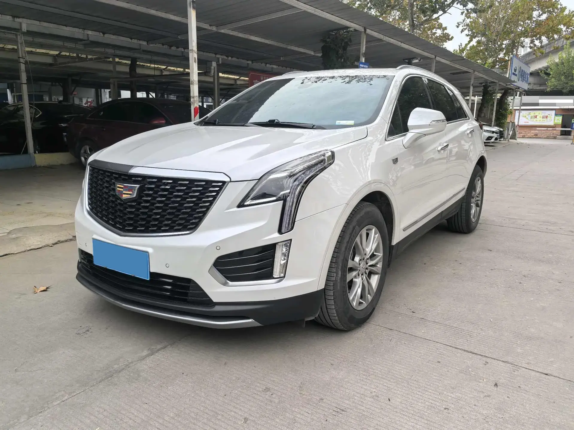 2022 CADILLAC XT5 view 1