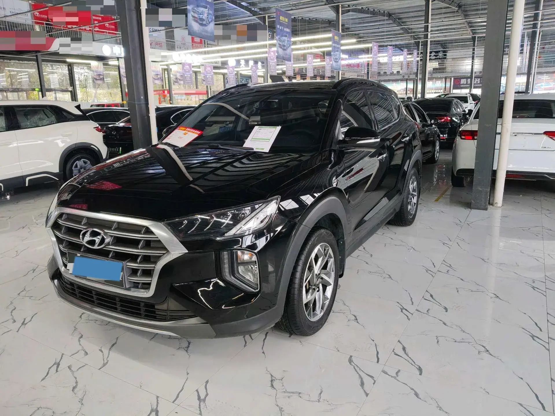 2019 HYUNDAI TUCSON view 1