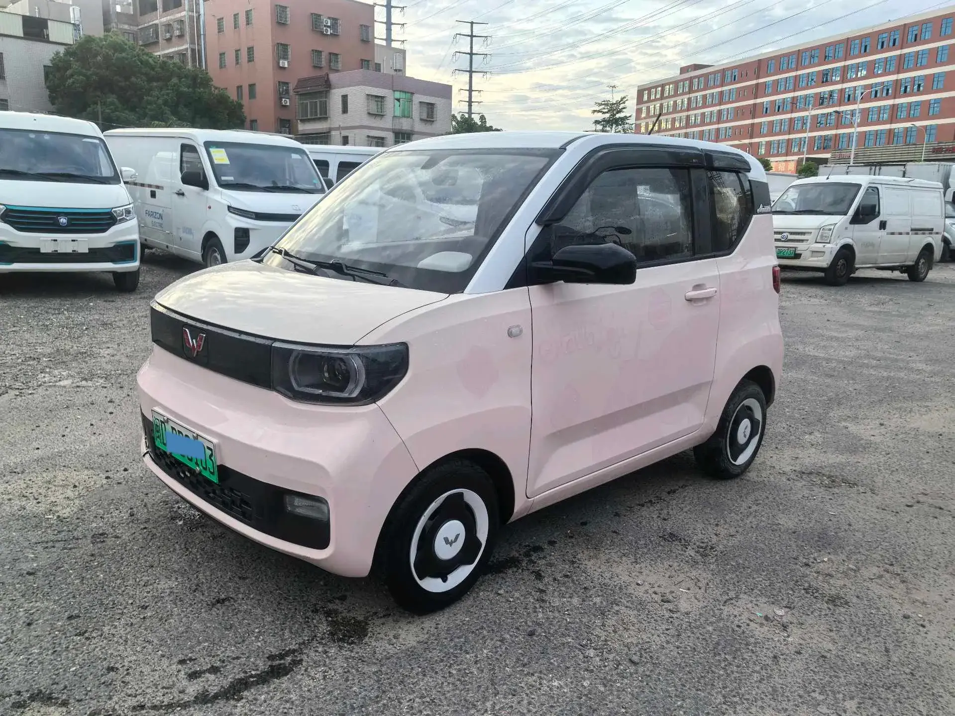 2021 WULING HONGGUANG view 1