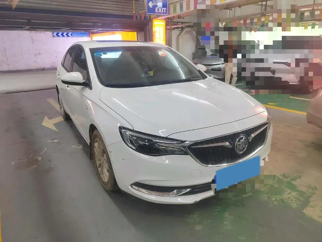 2020 BUICK REGAL thumbnail 3