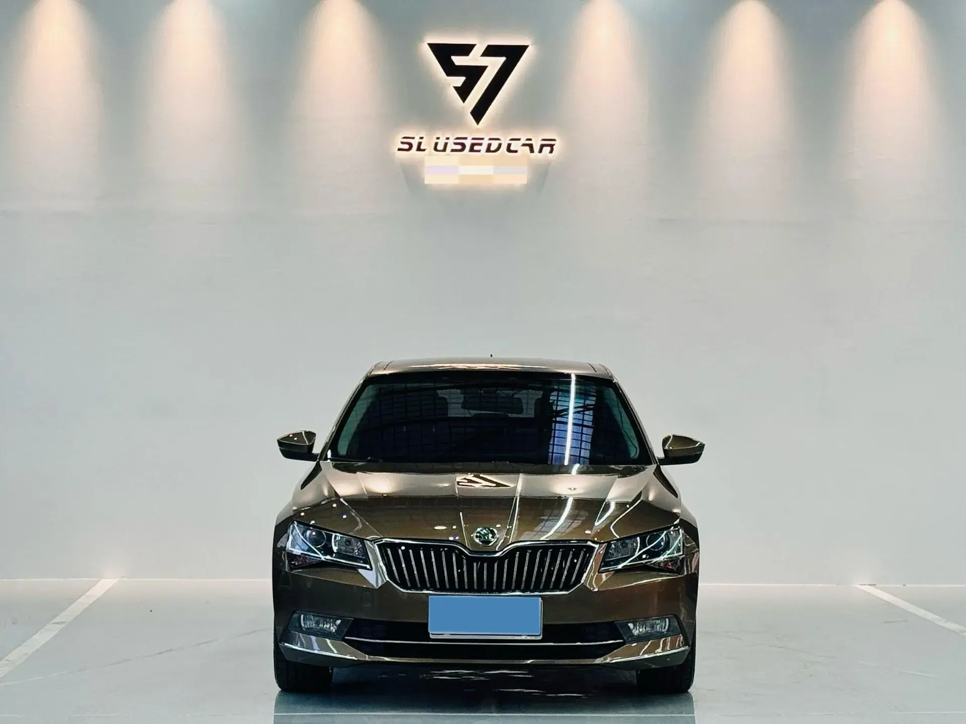 2018 SKODA SUPERB thumbnail 2