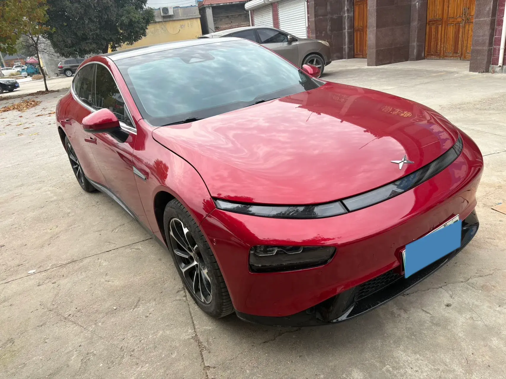 2022 XPENG P7 thumbnail 2