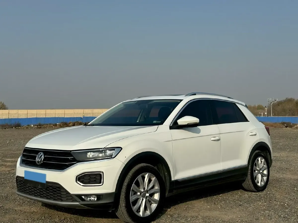 2019 Volkswagen T-Roc 1.4T 131HP L4 7DCT,autocango,china used car exporter,china ev exporter,chinese used car exporter,chinese used ev exporter
