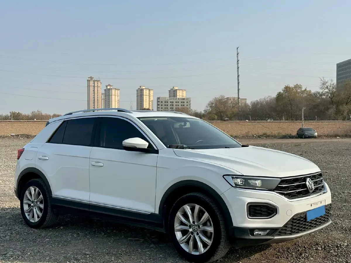 2019 Volkswagen T-Roc 1.4T 131HP L4 7DCT,autocango,china used car exporter,china ev exporter,chinese used car exporter,chinese used ev exporter