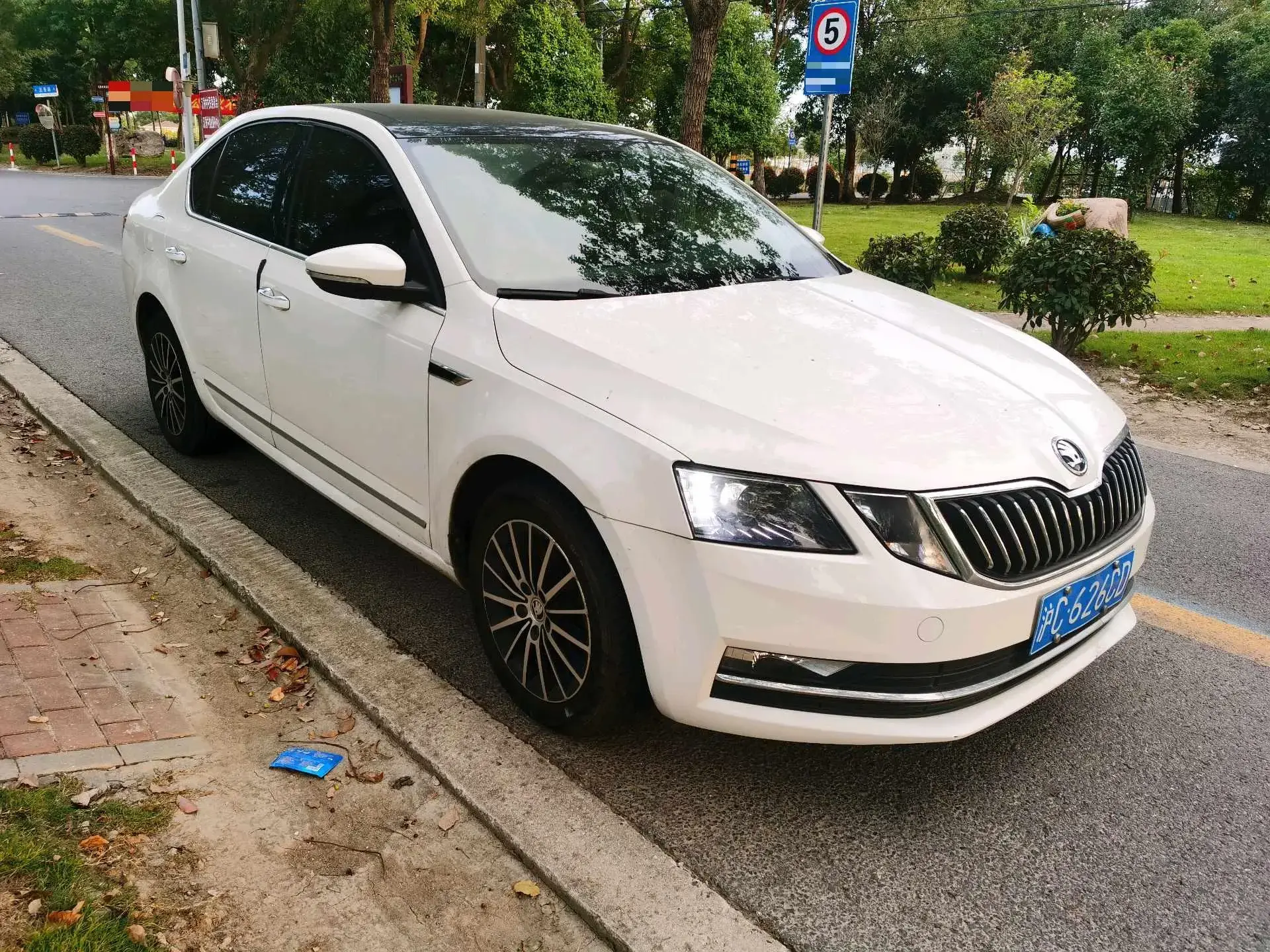 2019 SKODA OCTAVIA thumbnail 2