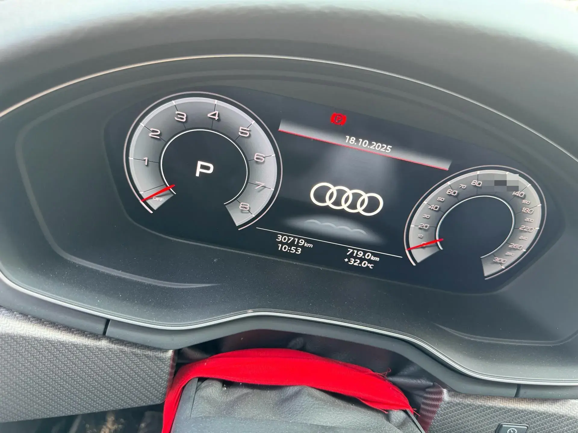 2024 AUDI A4L thumbnail 4