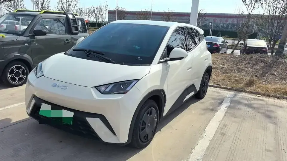 2025 BYD SEAGULL view 1