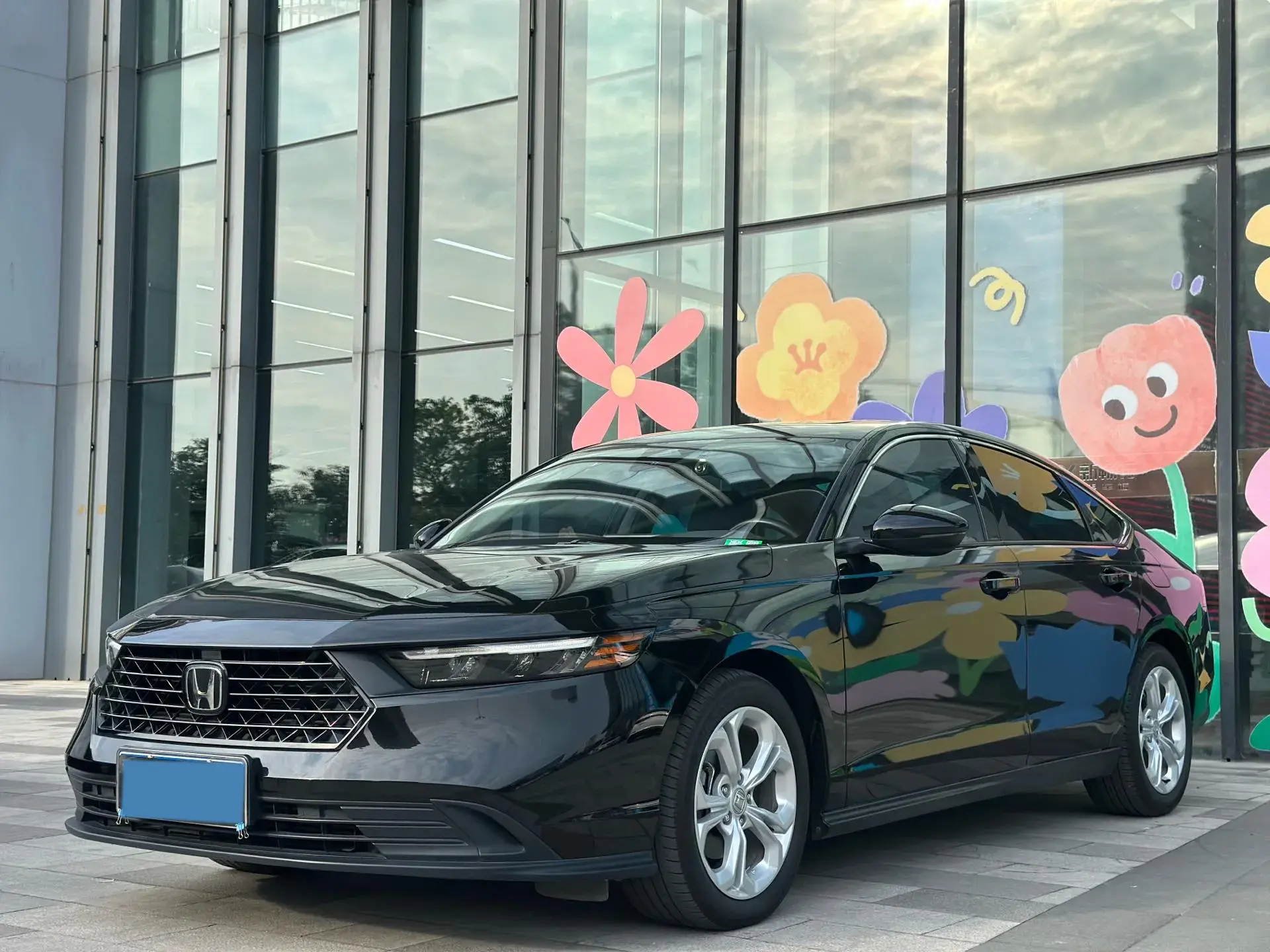 2023 HONDA ACCORD view 1