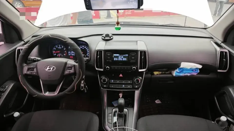 2018 HYUNDAI IX35 thumbnail 4