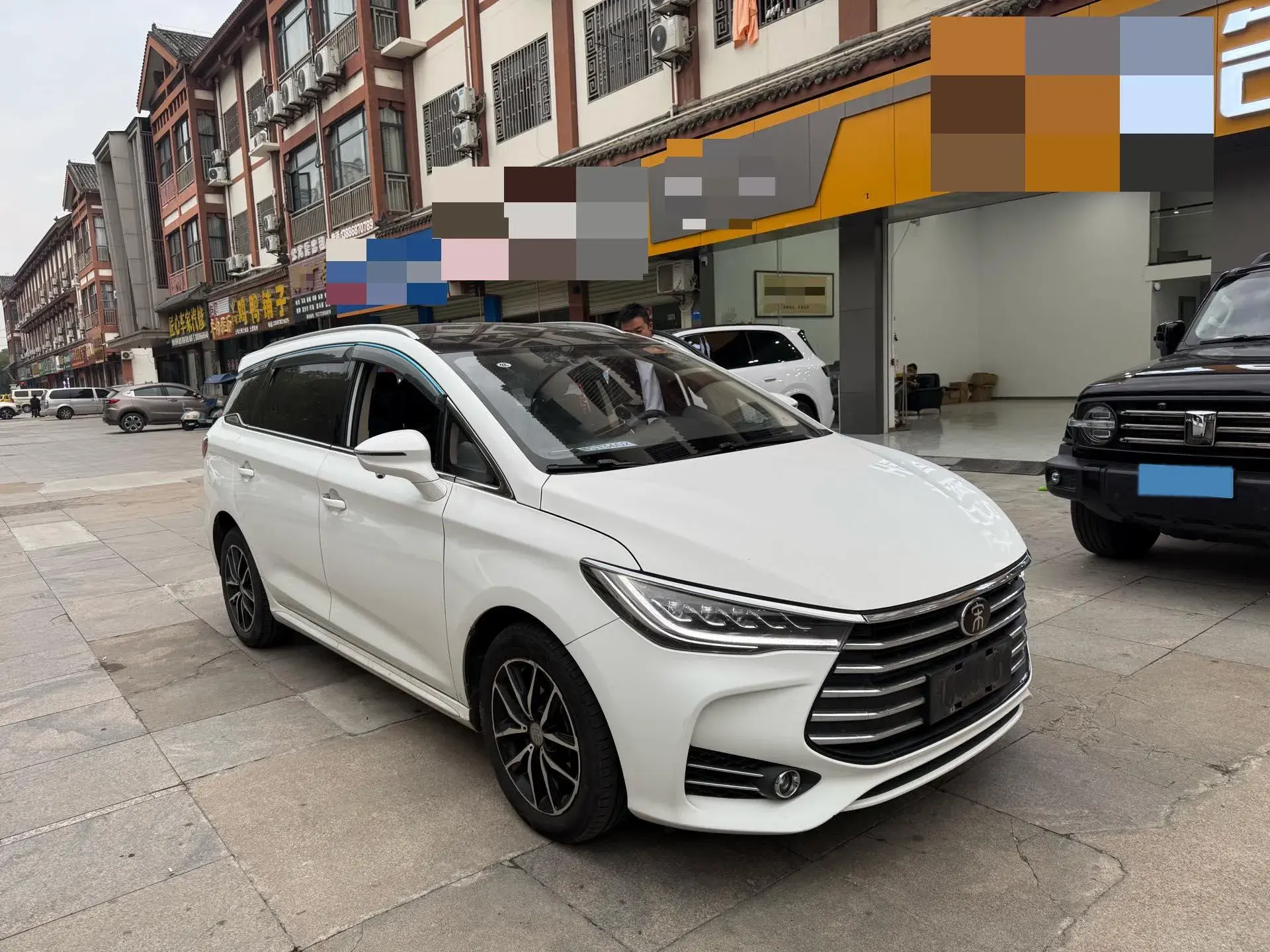 2018 BYD SONG thumbnail 2