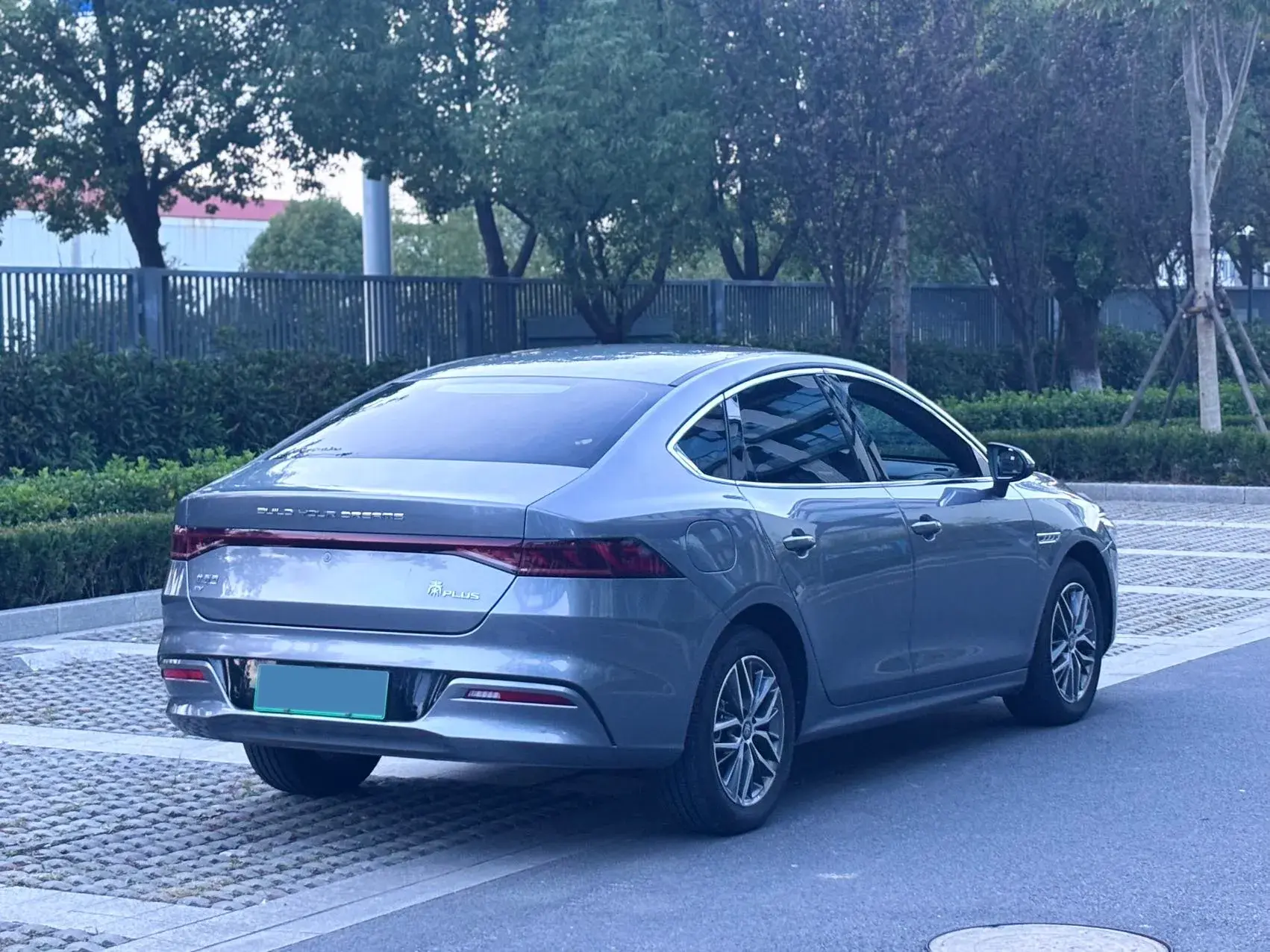 2023 BYD QIN thumbnail 4