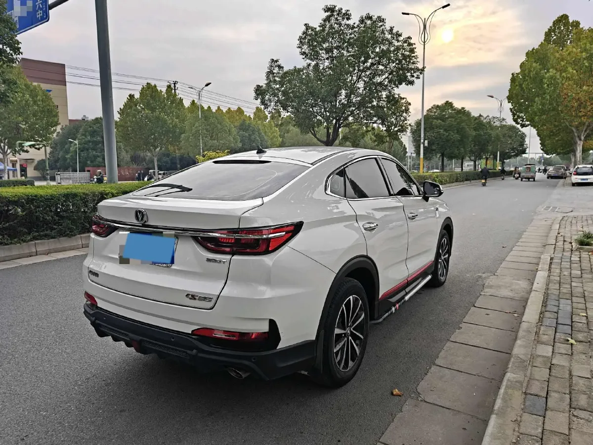 2021 ChangAn CS85 Coupe 1.5T 178HP L4 7DCT,autocango,china used car exporter,china ev exporter,chinese used car exporter,chinese used ev exporter