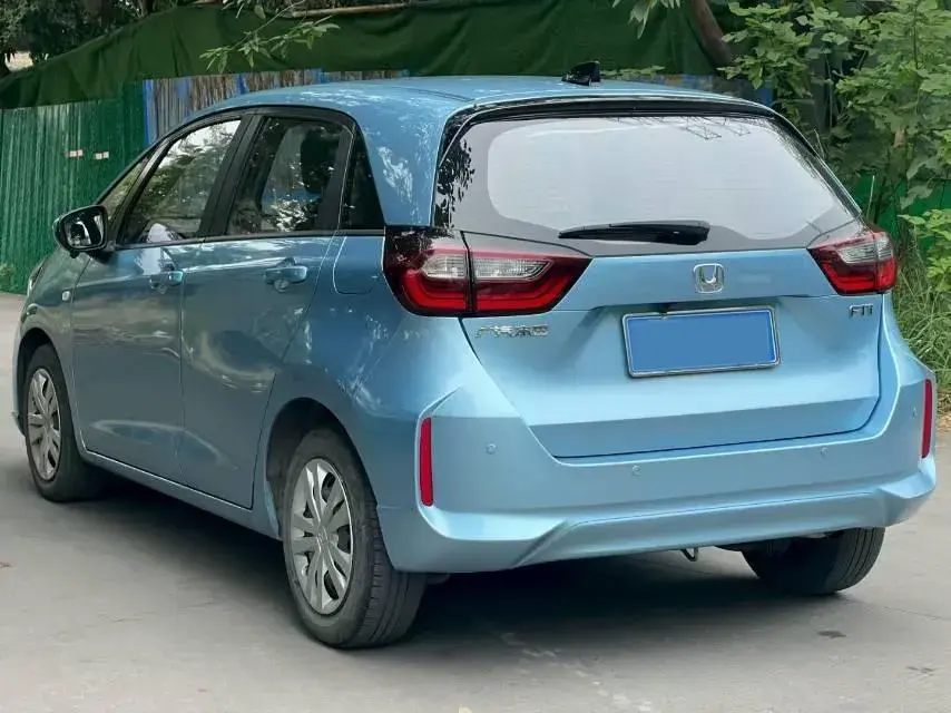 2021 HONDA FIT thumbnail 4