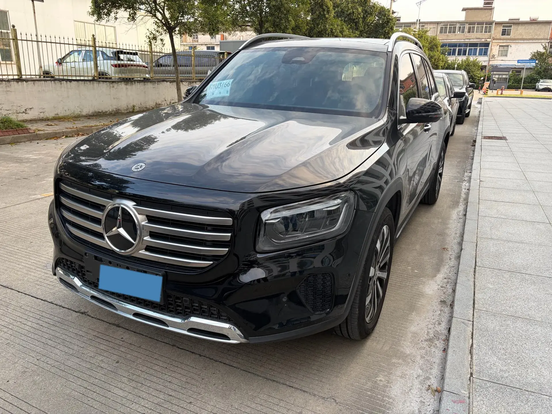 2024 MERCEDES-BENZ GLB view 1