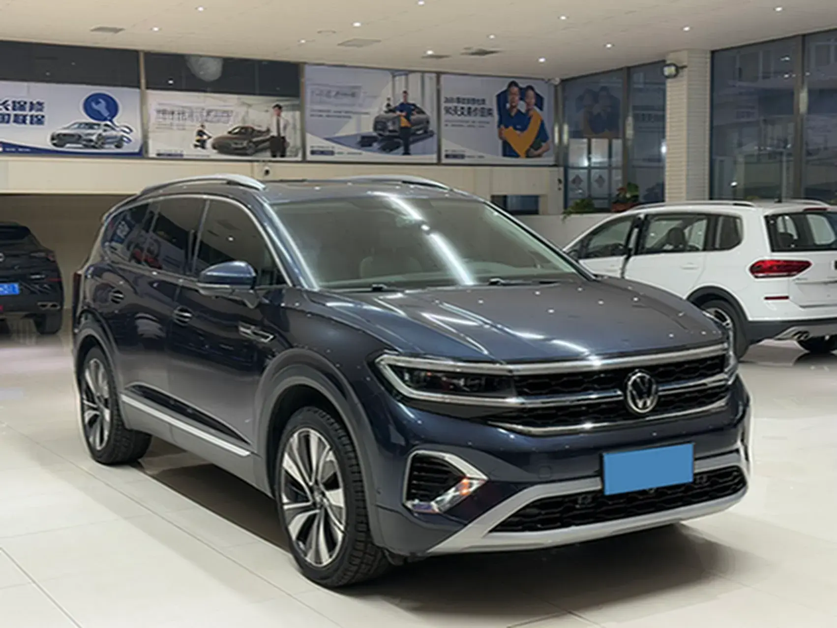 2022 VOLKSWAGEN TALAGON thumbnail 3