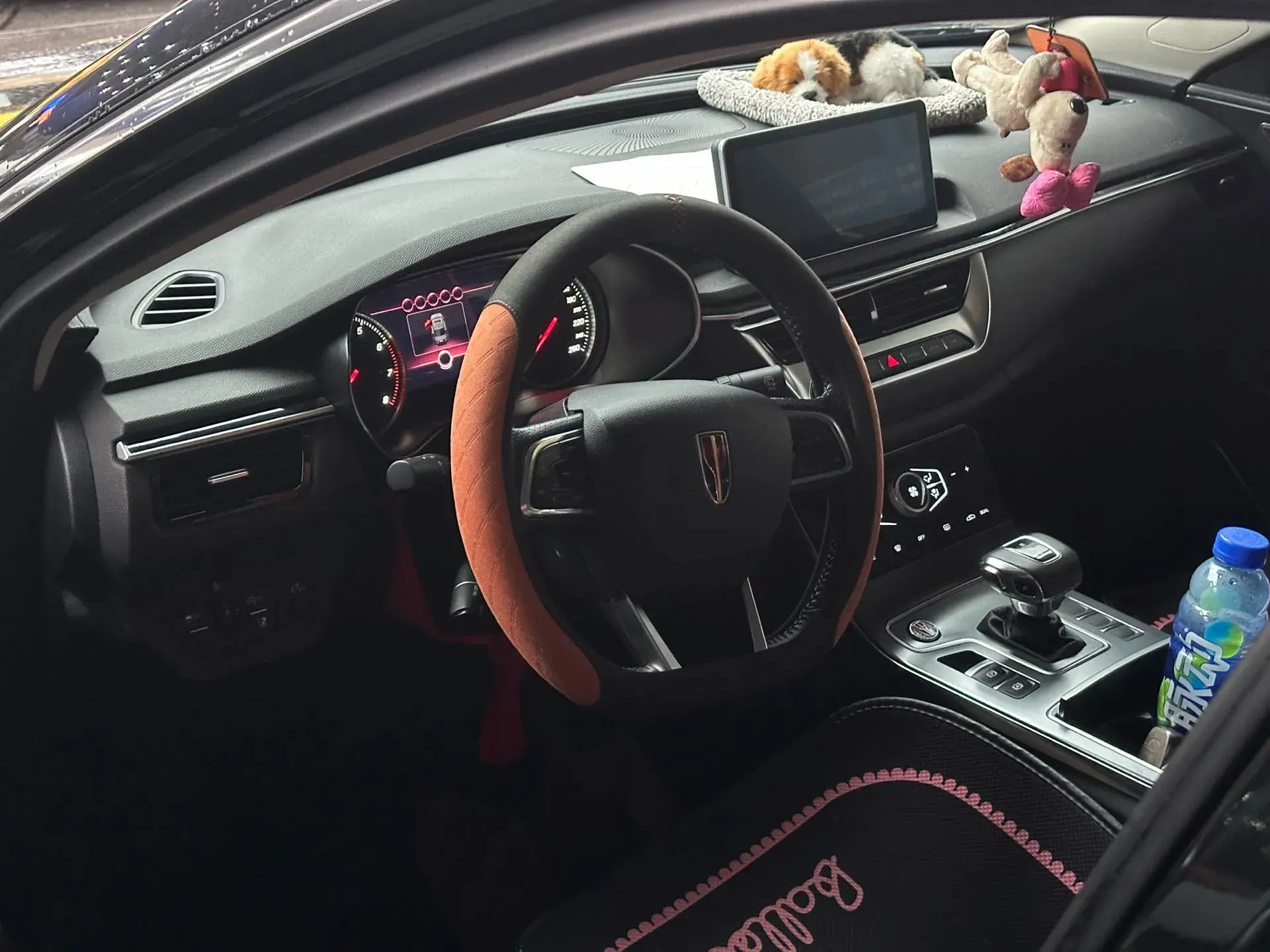 2022 HONGQI H5 thumbnail 4