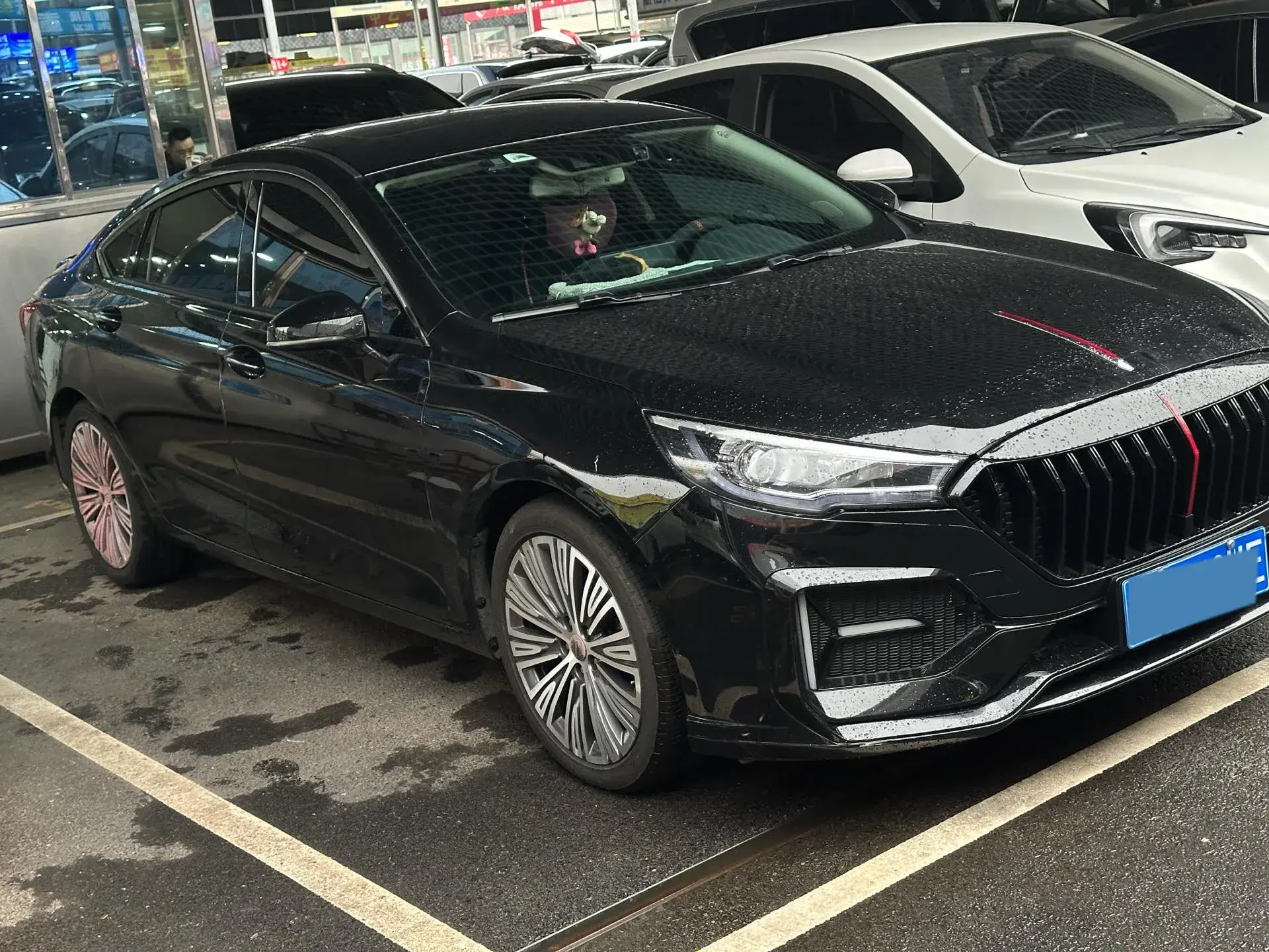 2022 HONGQI H5 thumbnail 2