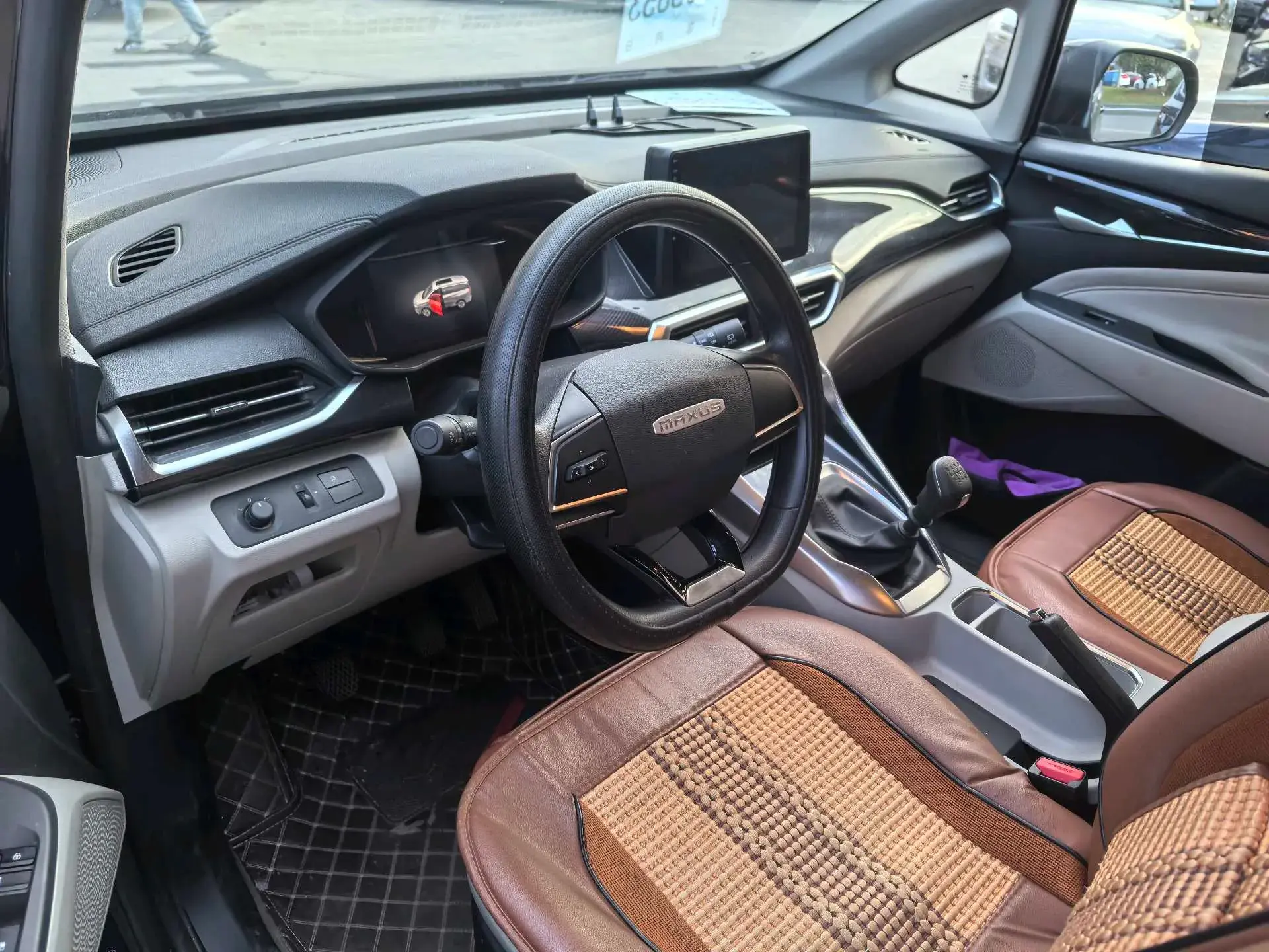 2021 MAXUS G50 thumbnail 3