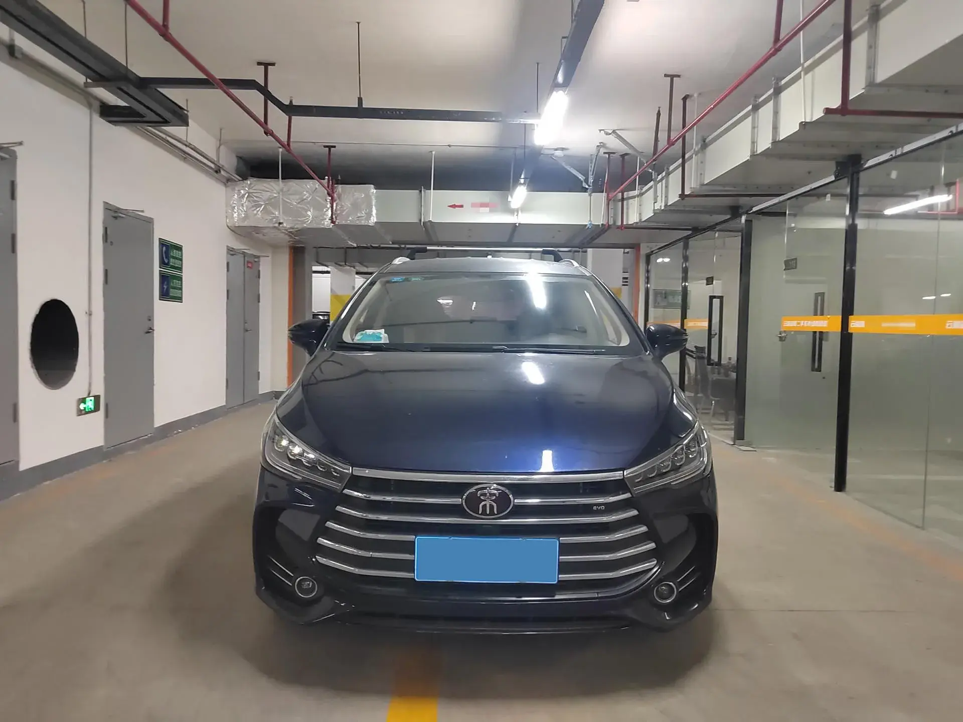 2018 BYD SONG thumbnail 2