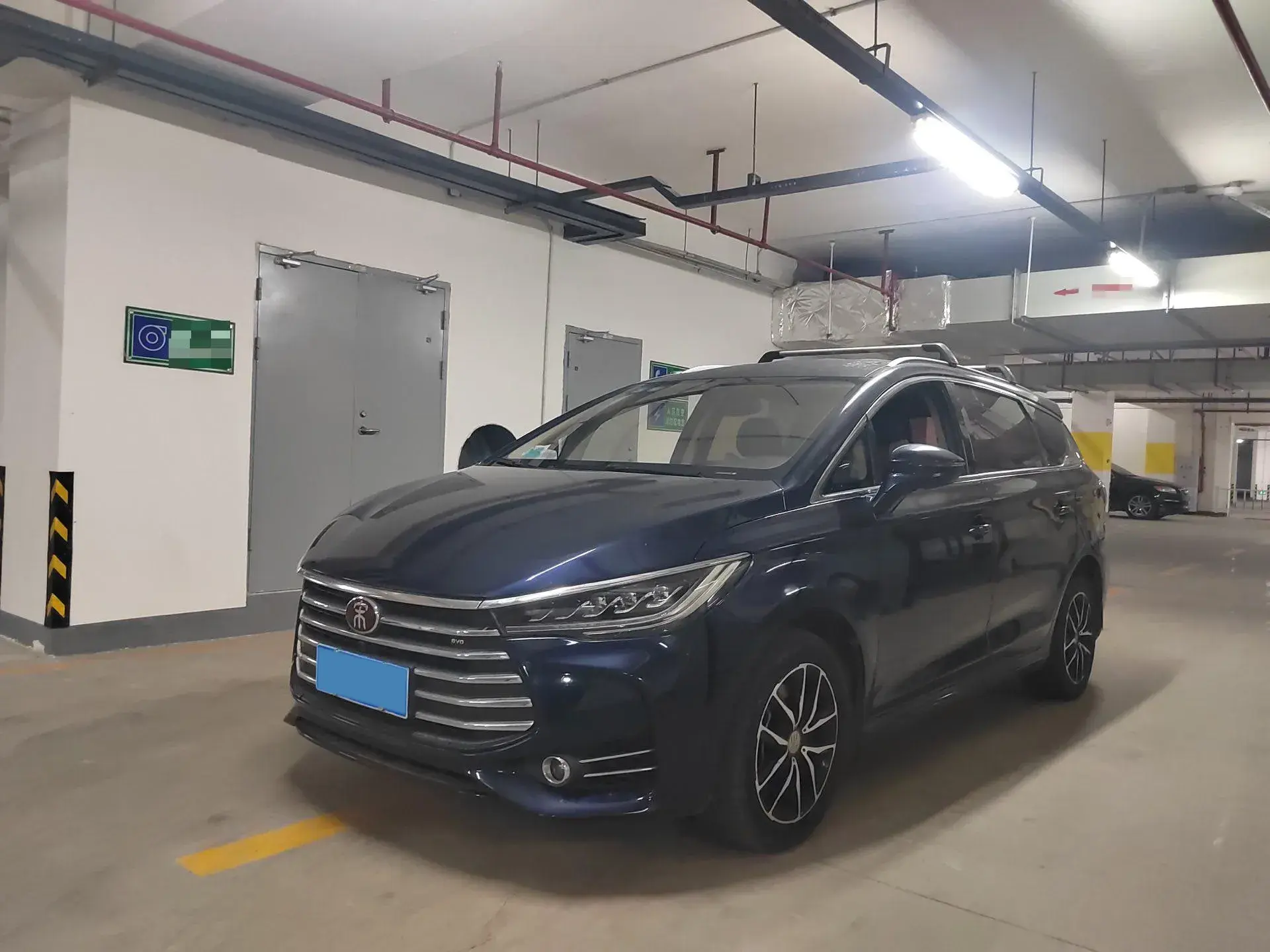 2018 BYD SONG view 1