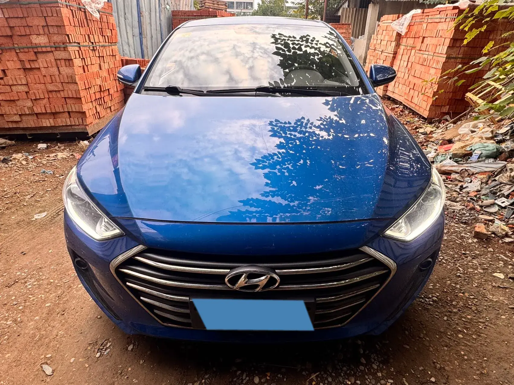 2016 HYUNDAI ELANTRA thumbnail 2