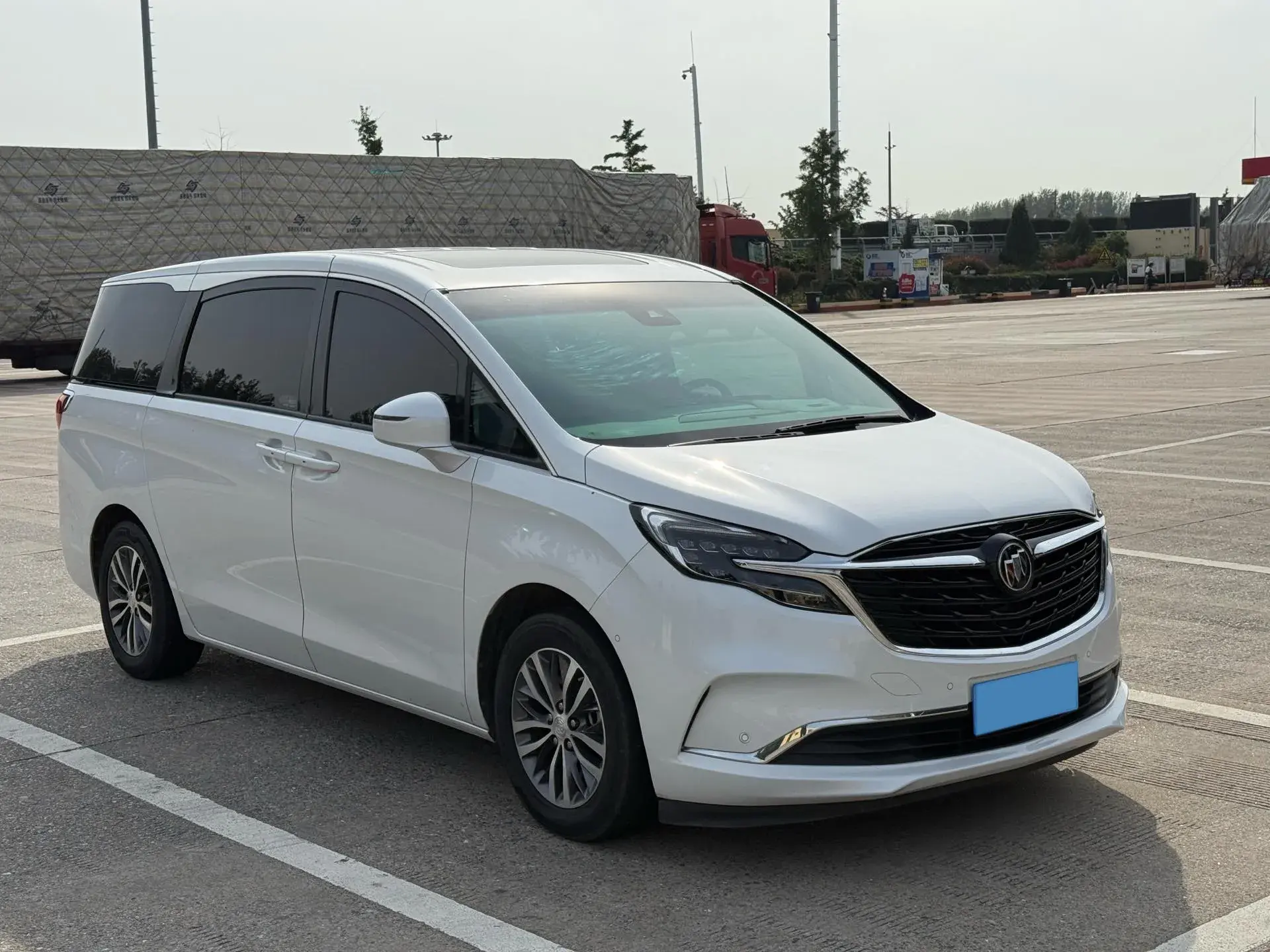 2022 BUICK GL8 thumbnail 2