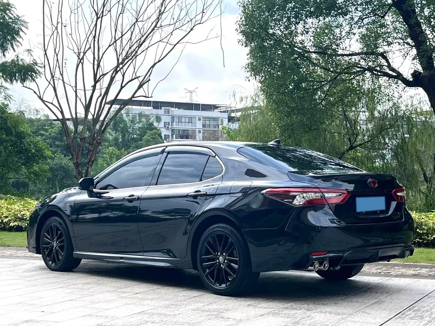 2022 TOYOTA CAMRY thumbnail 3