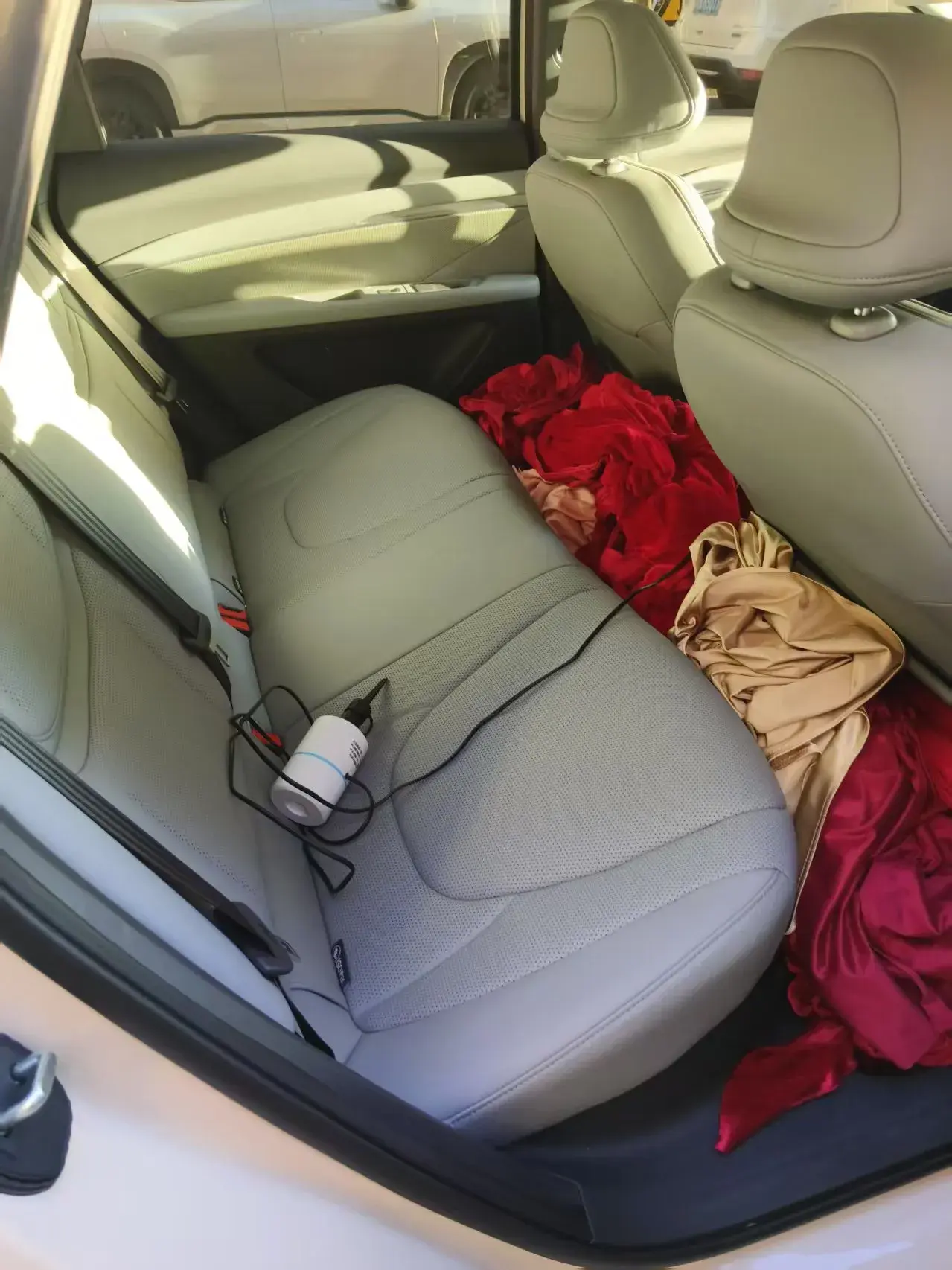 2025 XPENG MONA thumbnail 4