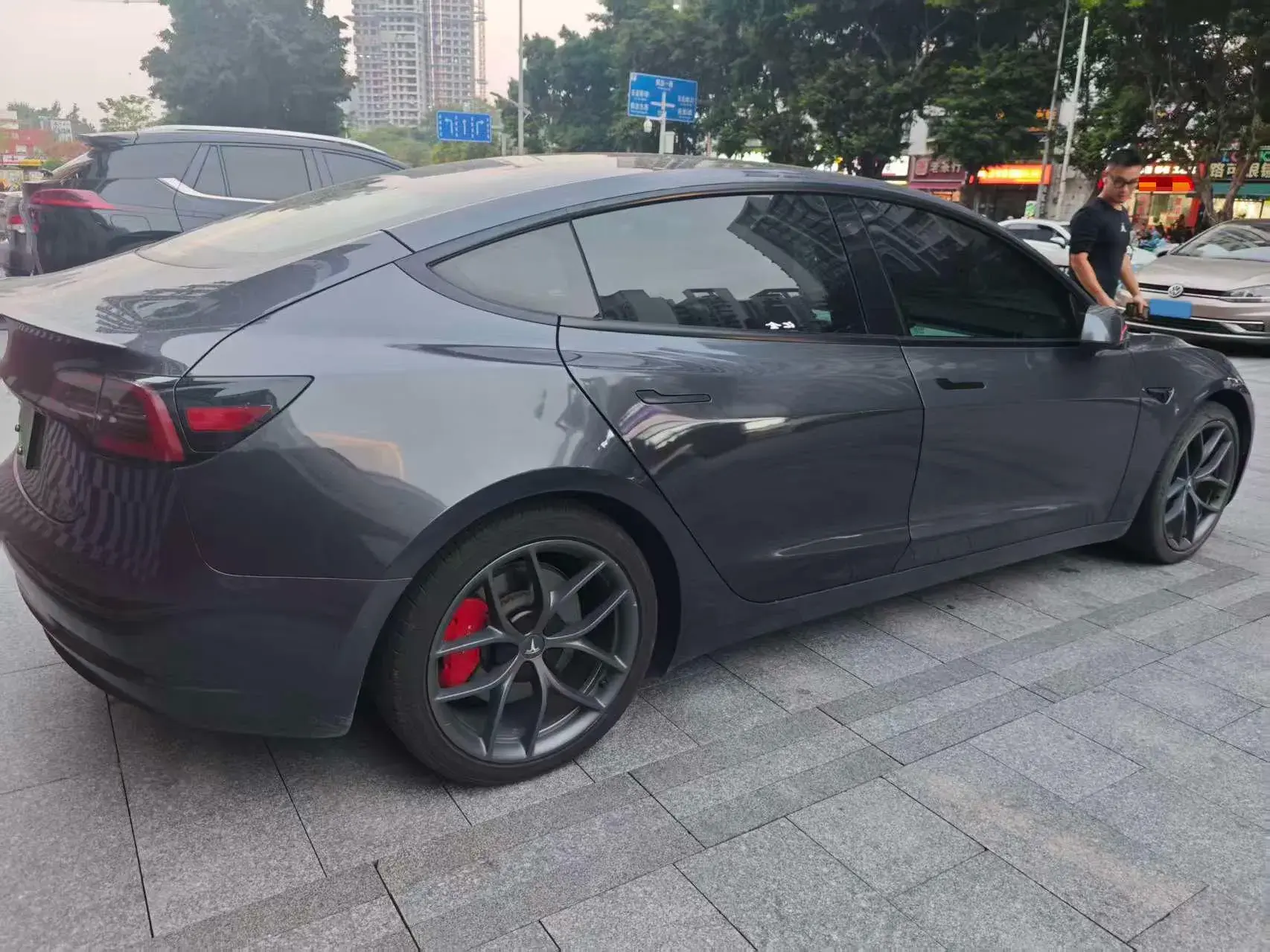 2022 TESLA MODEL thumbnail 3