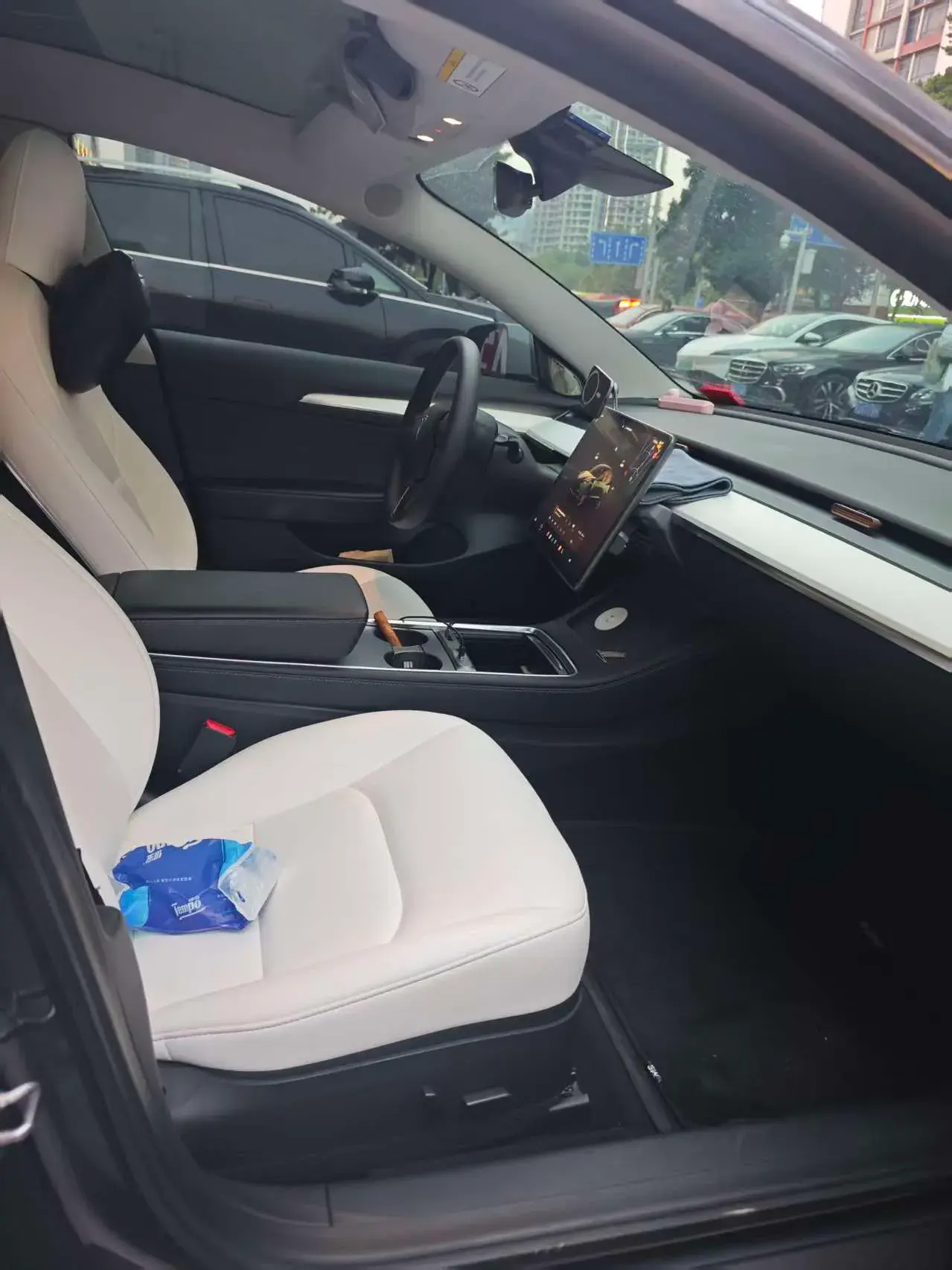 2022 TESLA MODEL thumbnail 4